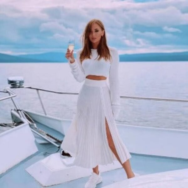 Chic Pullover - Knitted Pleated Skirt Suit High Slit Long Sleeve - Image 5