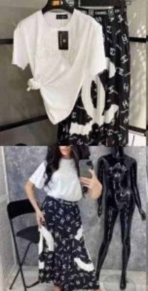 Chic Two Pieces T-Shirt & Pleated Long Skirt Sets - Image 2