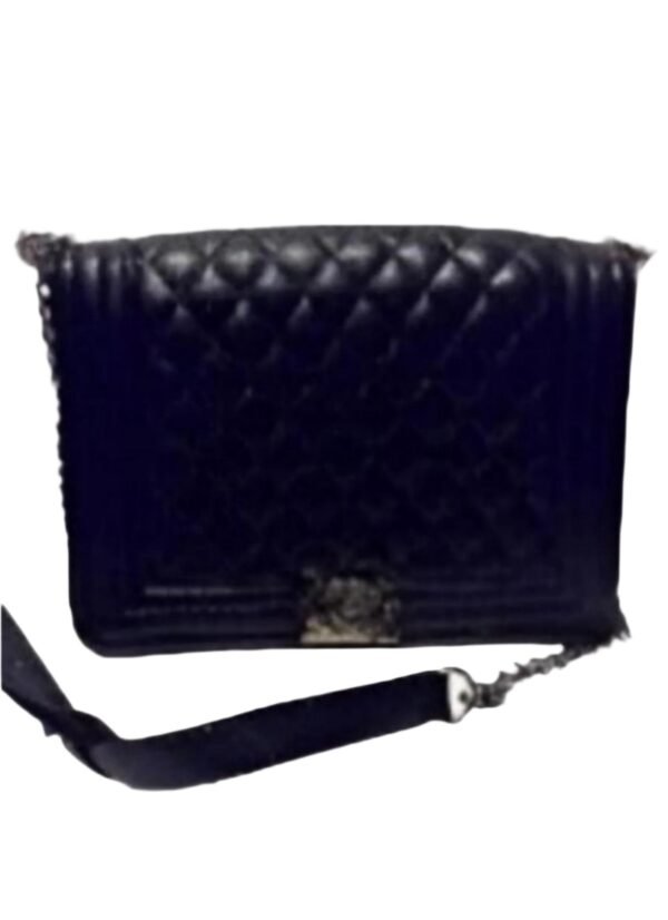 Charming Bags With Gold Handle Chain