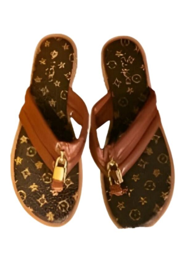Fashion Thong Sandals with Lock