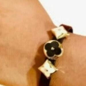 Lux Women Bracelet